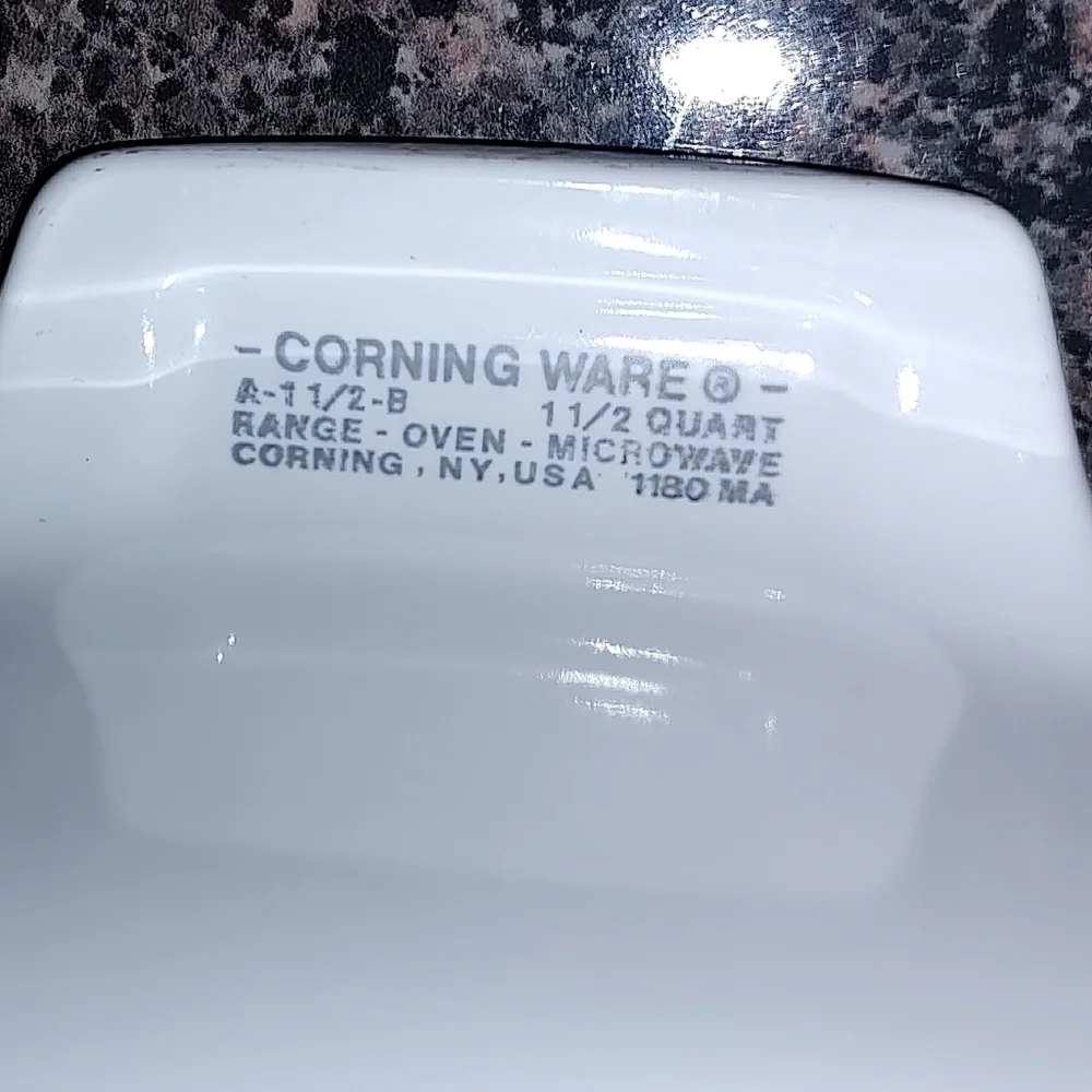 Corning Ware L'Echalote Spice Of Life 1-1/2 quart baking dish